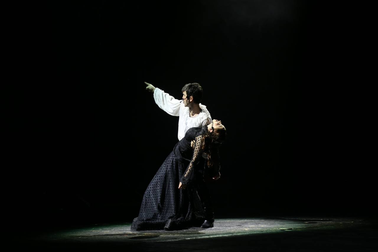Премьера спектакля «Каменный гость, или любовь одна» прошла в Русском театре